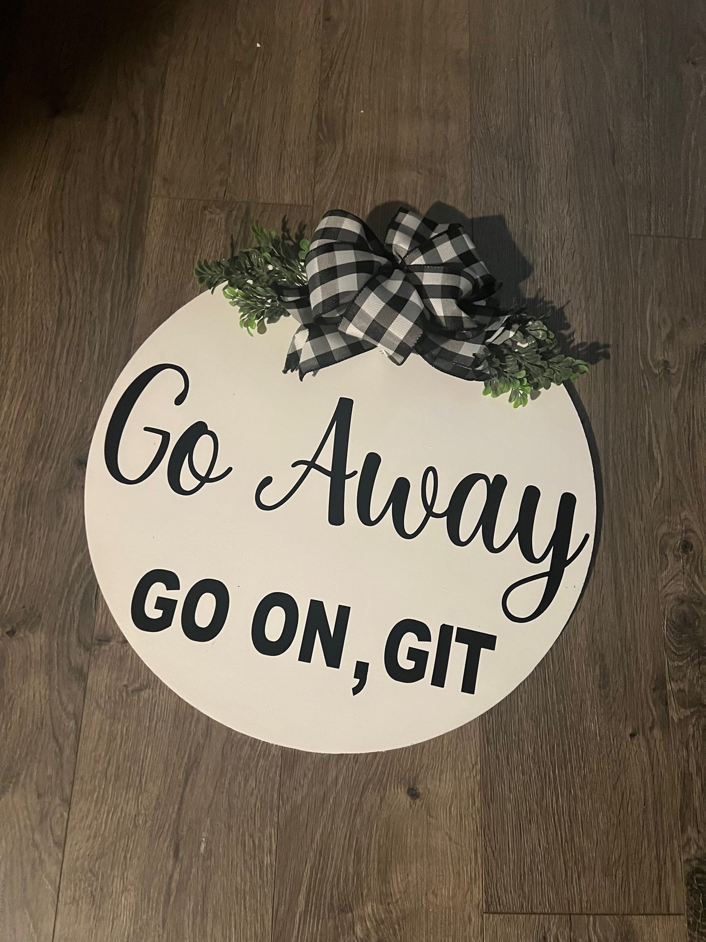 Front Porch Round Signs